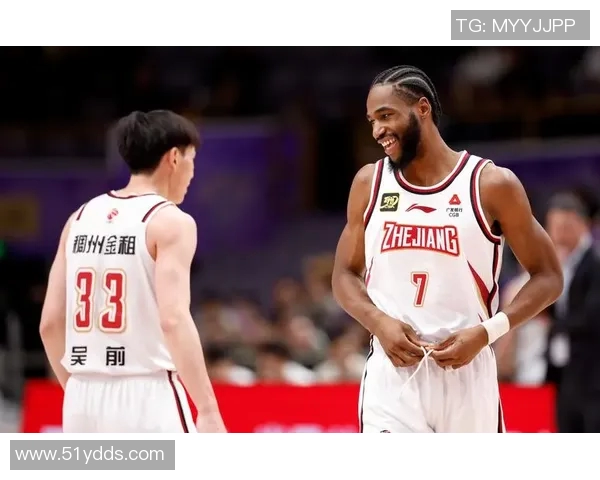 2016年北卡与杜克篮球对决回顾：经典对抗与历史意义的深度剖析