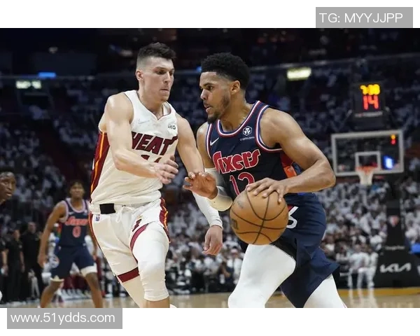 七十六人队在激烈对决中挑战热火队，争夺季后赛关键胜利的精彩战役